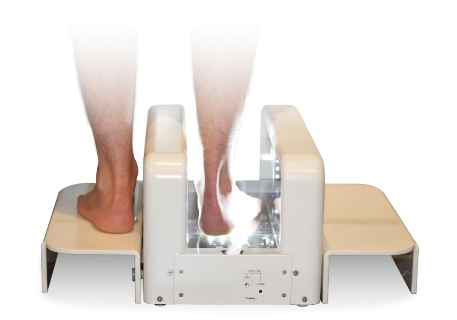 Fod bliver 3d scannet af fodscanner